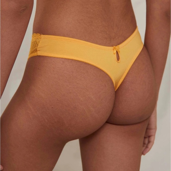 NWT - Timpa 'Alice' Demi Bra (34D) and Matching Keyhole Thong Panty (Sm) - Picture 10 of 12